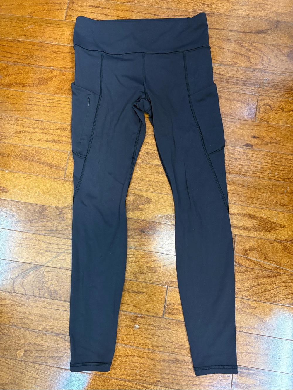 213. Athleta black full length leggings with pockets medium - Picture 2 of 5